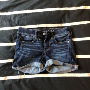 AMERICAN EAGLE blue denim shorts